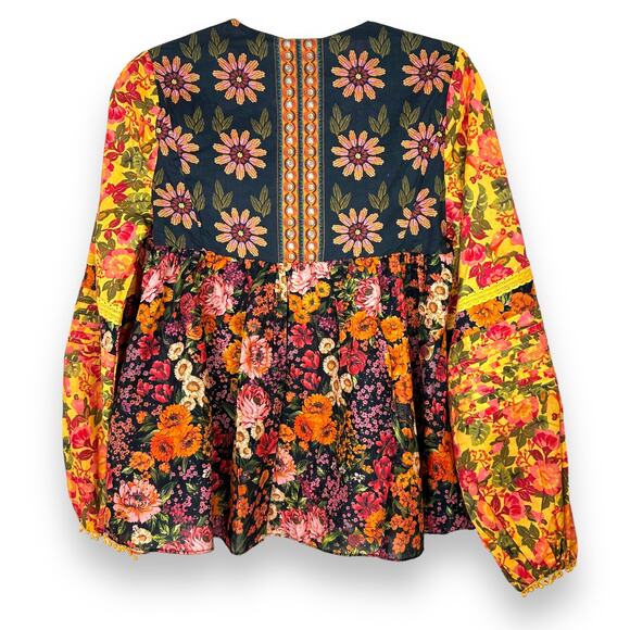 FARM Rio NWT Vibrant Flowers Garden Lace Trim V-Neck Bold Long Sleeve Blouse XS - Picture 7 of 10